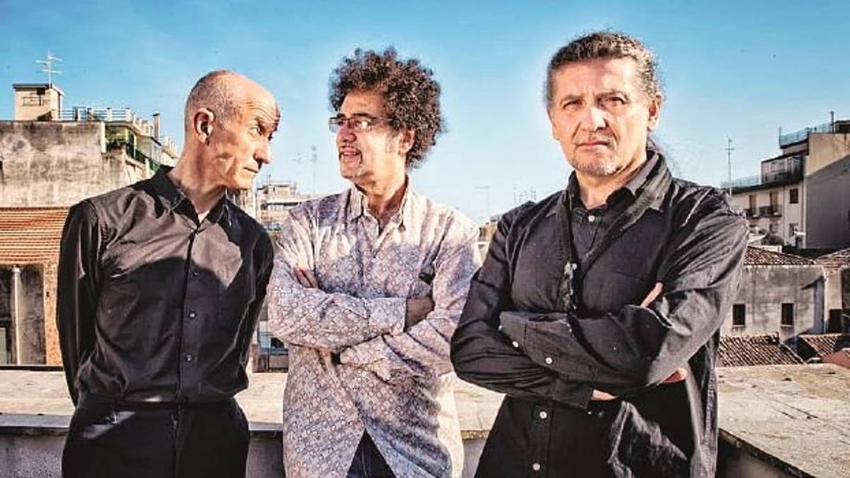 Peppe Servillo trio, Parientes e tango