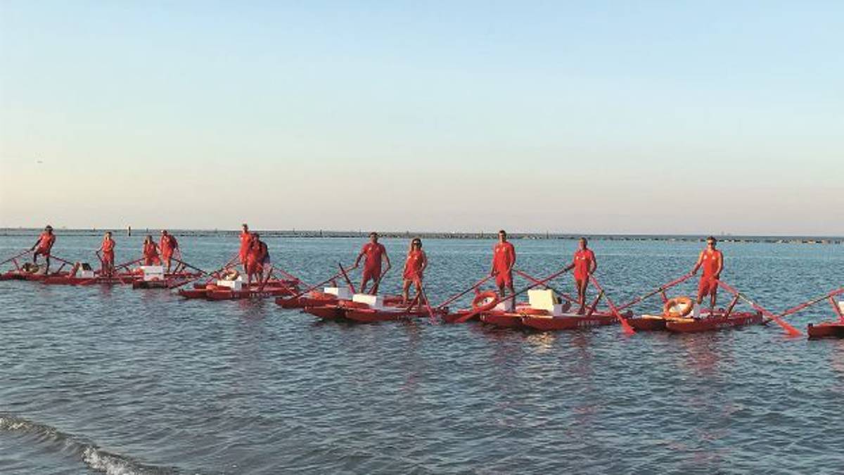 Finita l’estate dei bagnini di salvataggio a Ravenna. Intanto settembre si traveste da luglio