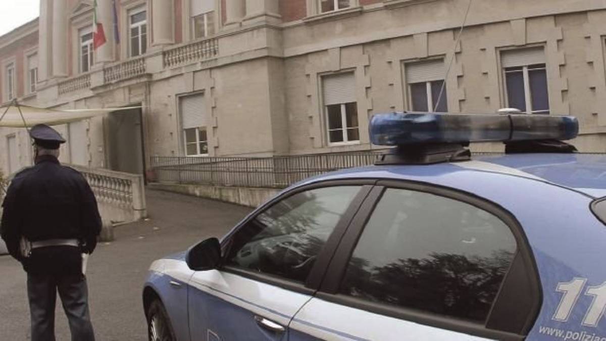 Certificati a vantaggio di un mafioso, condannato l'ex primario
