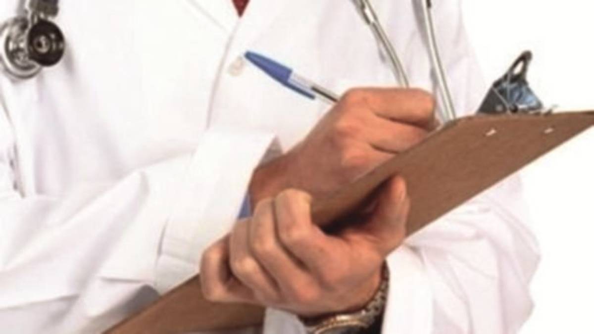 Forlì, storia d’amore tra una 88enne e 25enne: medico a processo per falsità