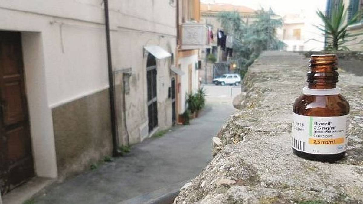 Cesena, accusato di violenza sessuale, gli trovano a casa la droga dello stupro