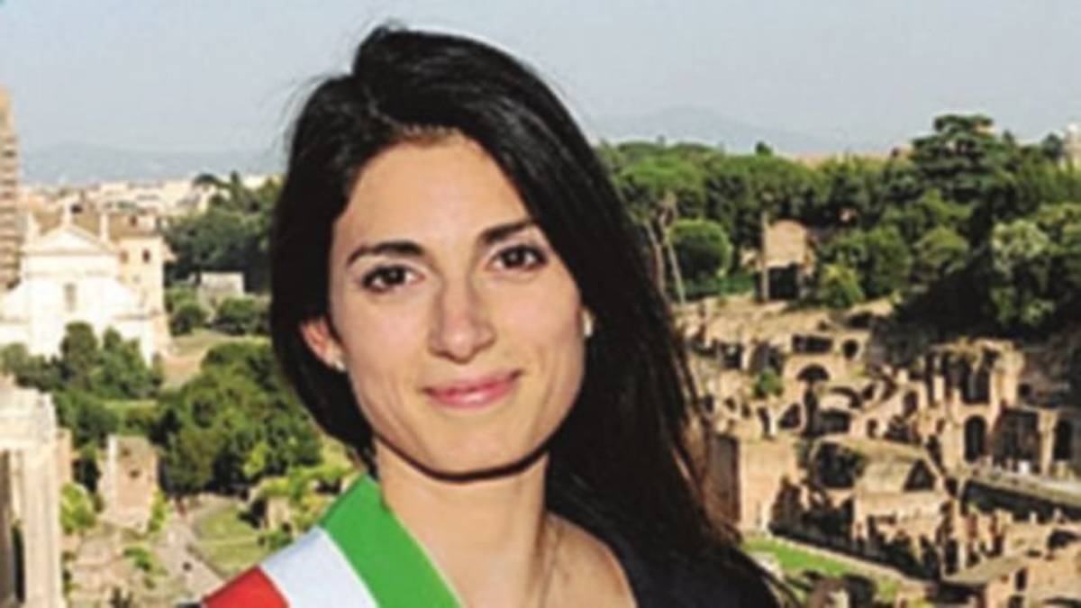 Concussione in Comune a Roma, indagato il dirigente di Rimini in “prestito” alla Raggi