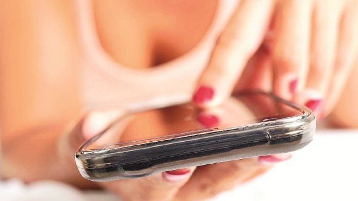 Rimini, ricatta la ex: Ti lascio in pace in cambio di sesso e video hard