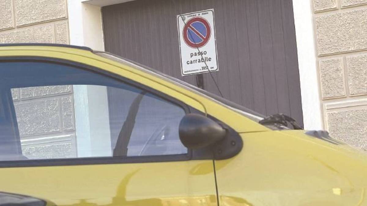 Caos sui passi carrai , a Rimini slittano i pagamenti, a Riccione per i furbetti il Comune vuole gli arretrati