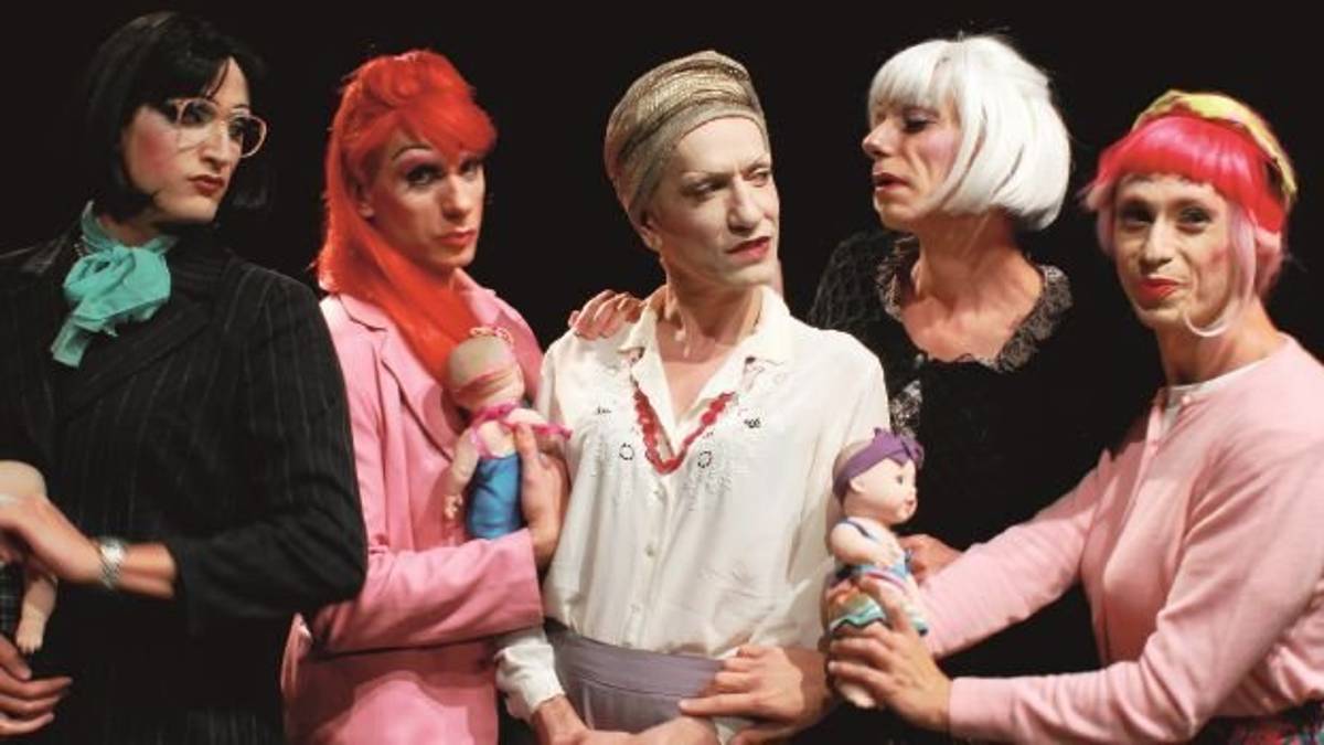 Il Re Lear diventa la Regina Lear. Shakespeare sì, ma “en travesti”