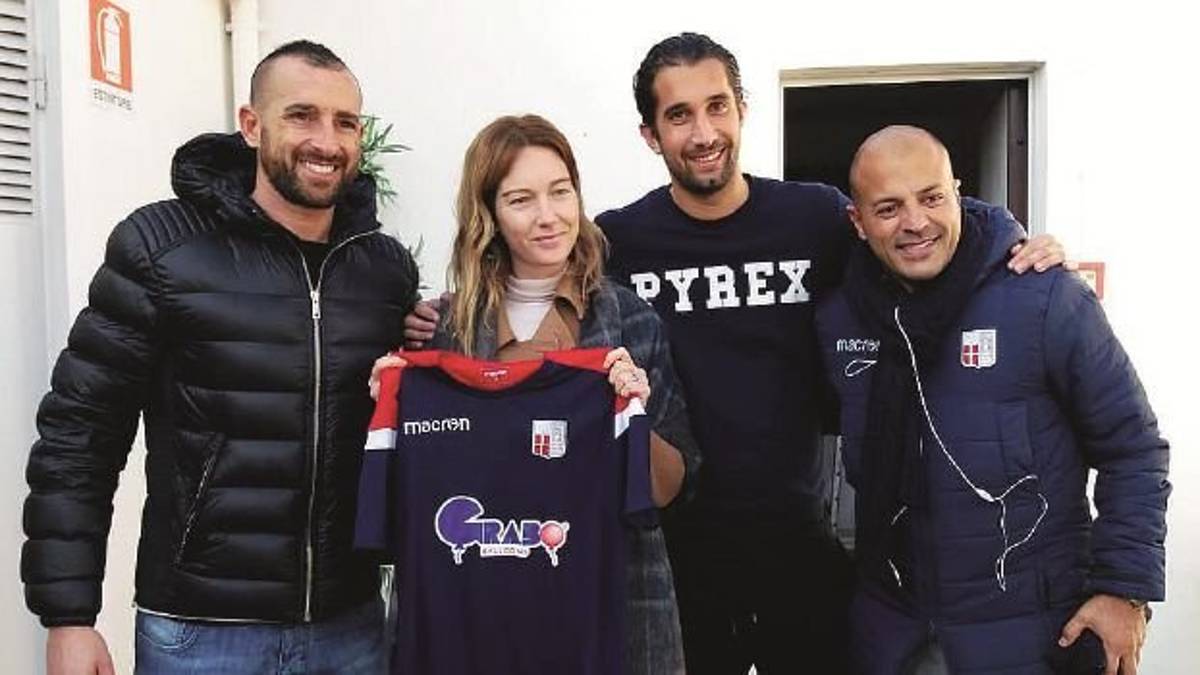 Rimini, che bellissima giornata: Cristiana Capotondi in visita