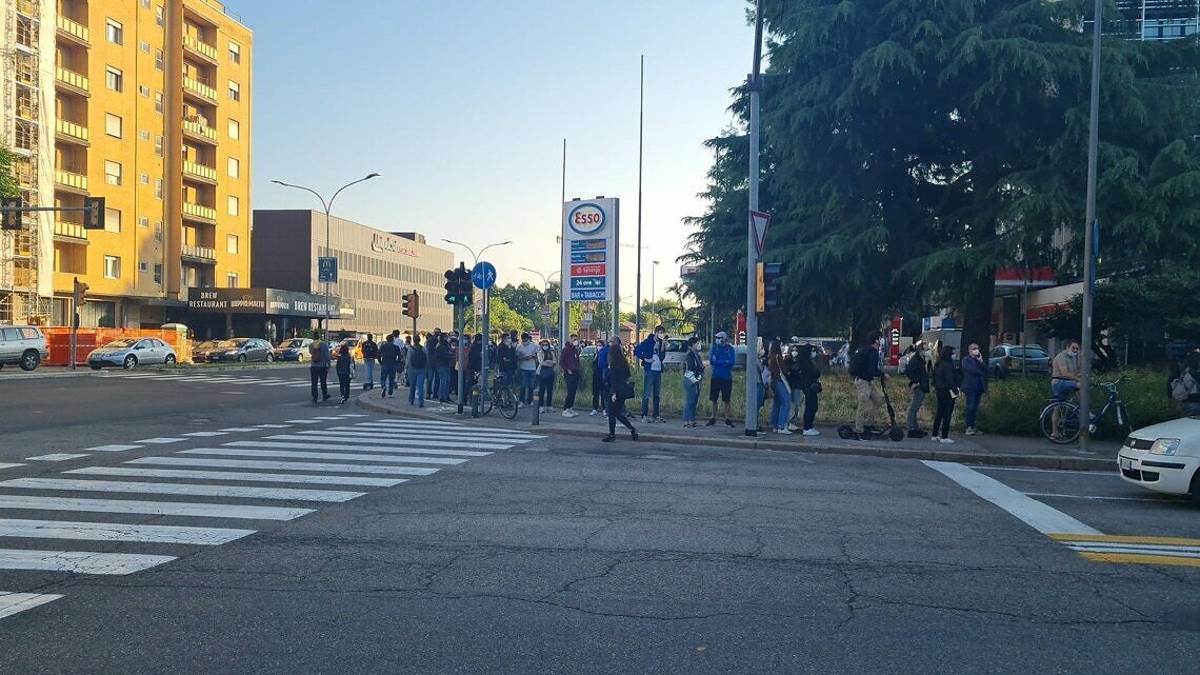 Vaccini: Open day, caos a Bologna, nel weekend tocca alla Romagna