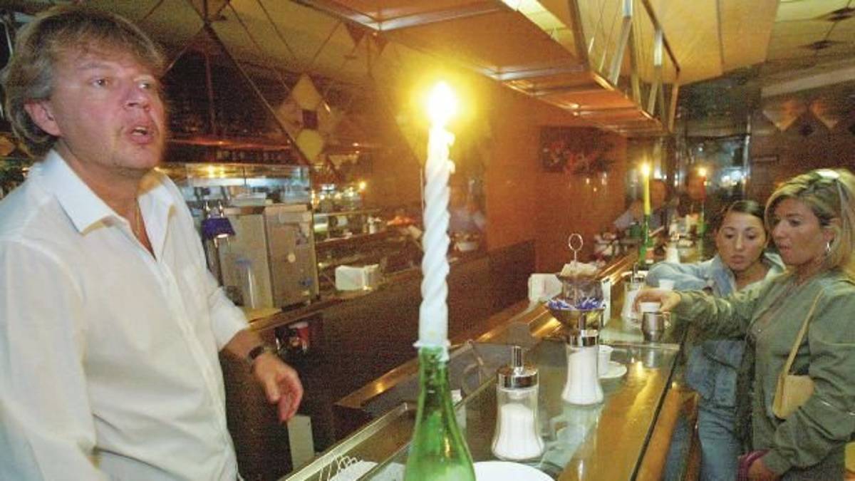 Doppio black-out all’ora di cena a Riccione, albergatori infuriati