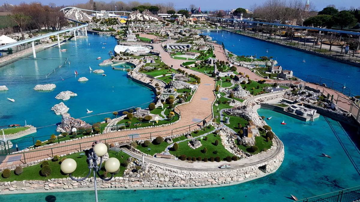 Italia in miniatura, Oltremare e Aquafan: è tempo di riaprire. Ecco le date