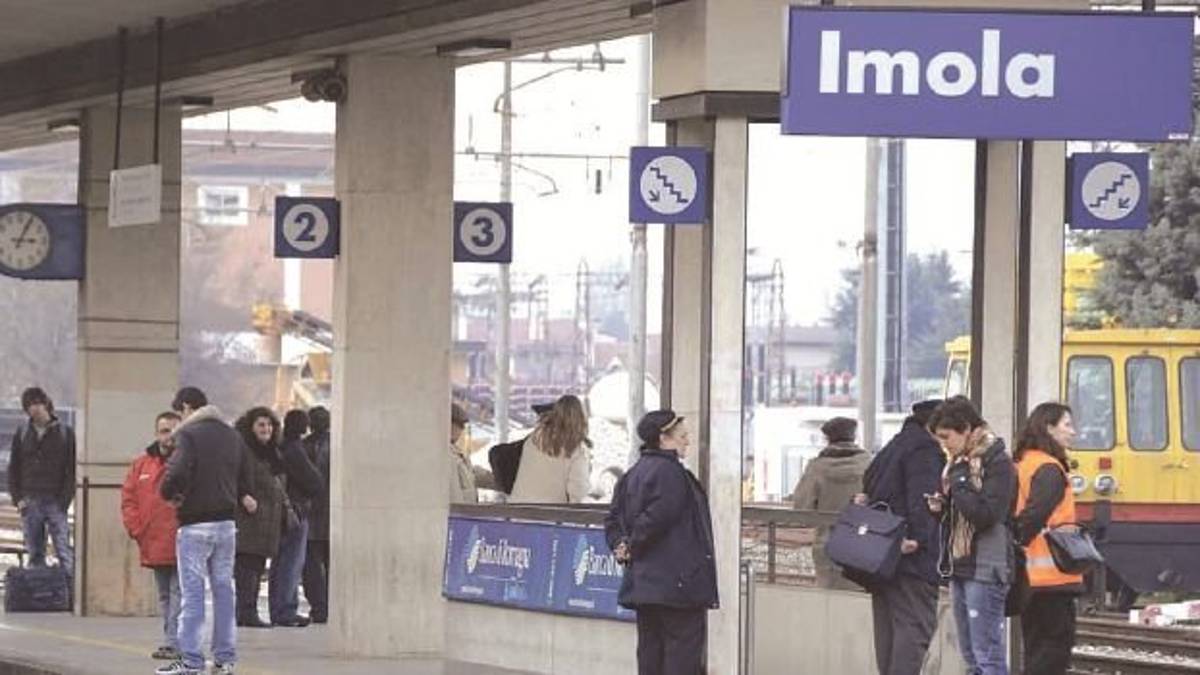 Trenta corse in più tra Imola e Bologna, con alcuni treni si viaggia in soli 20 minuti