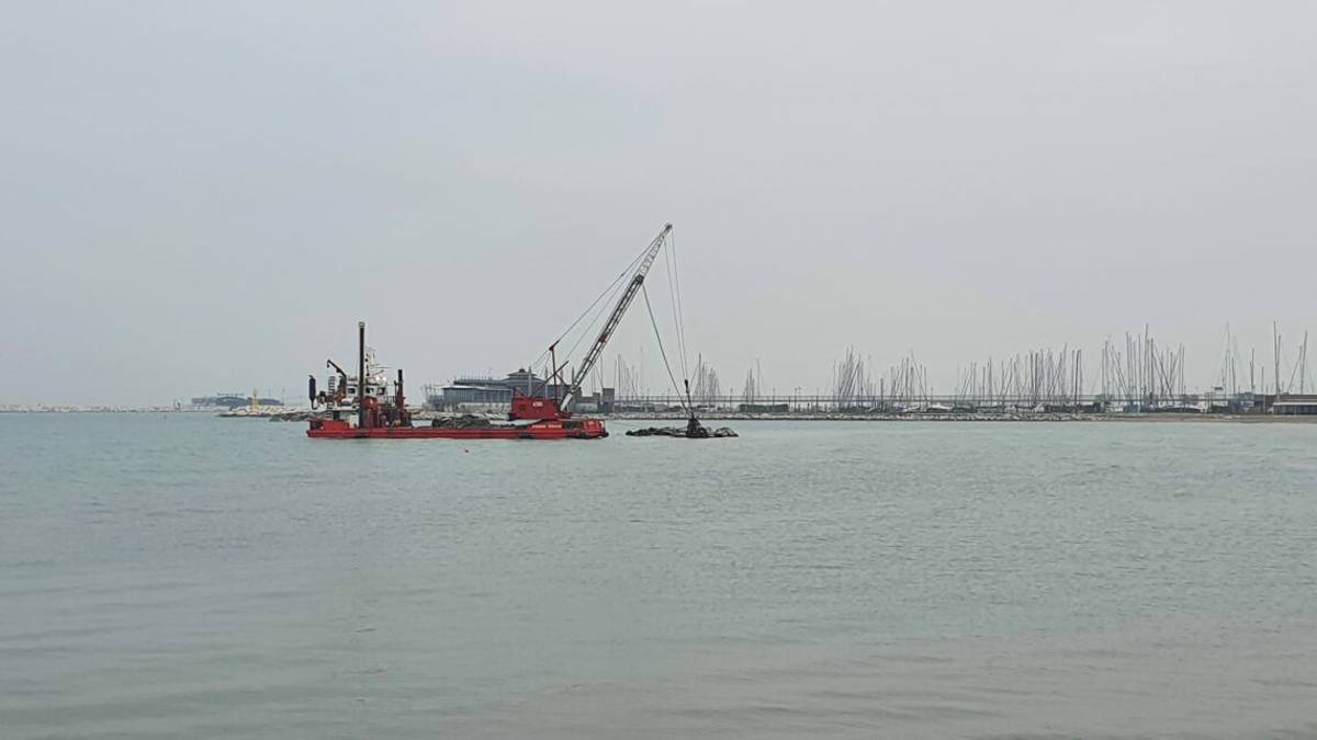 Rimini. Riprendono i lavori alla scogliera di San Giuliano