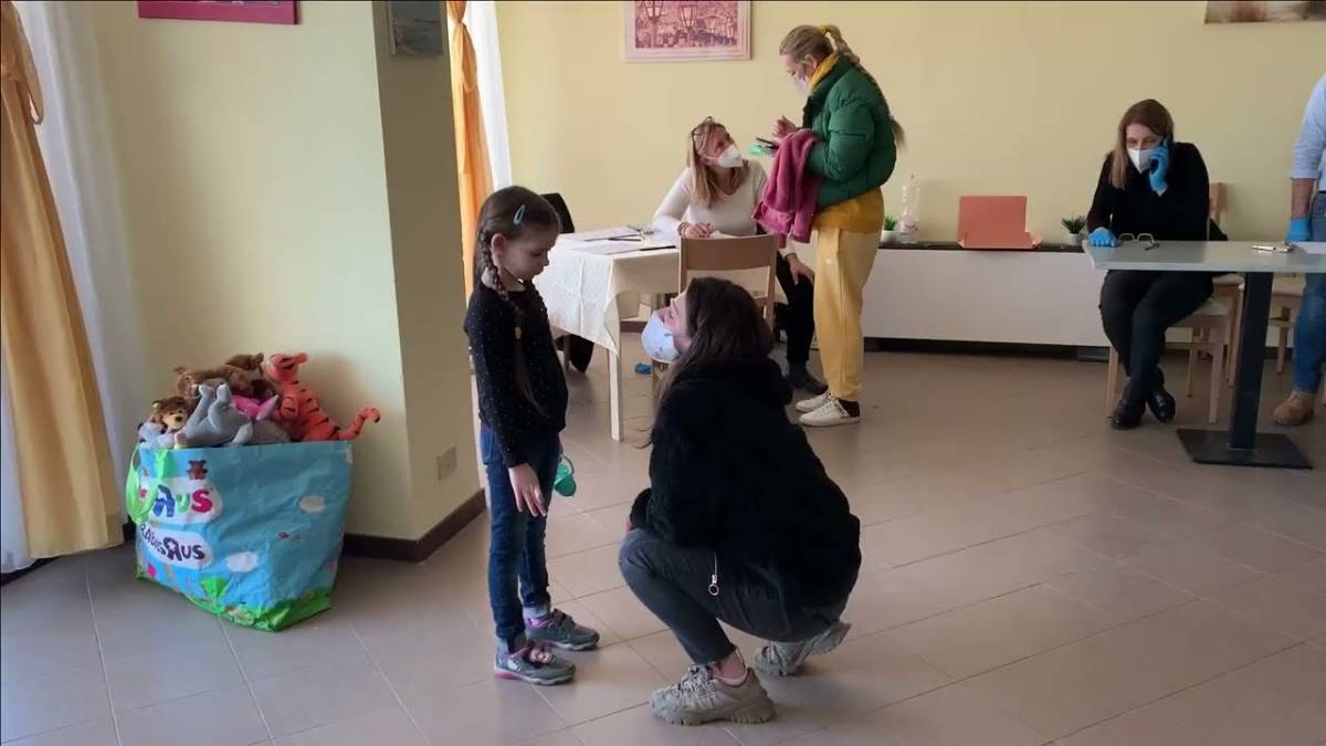 Rimini, la vita è bella: dentro l'albergo dei bimbi salvati VIDEO