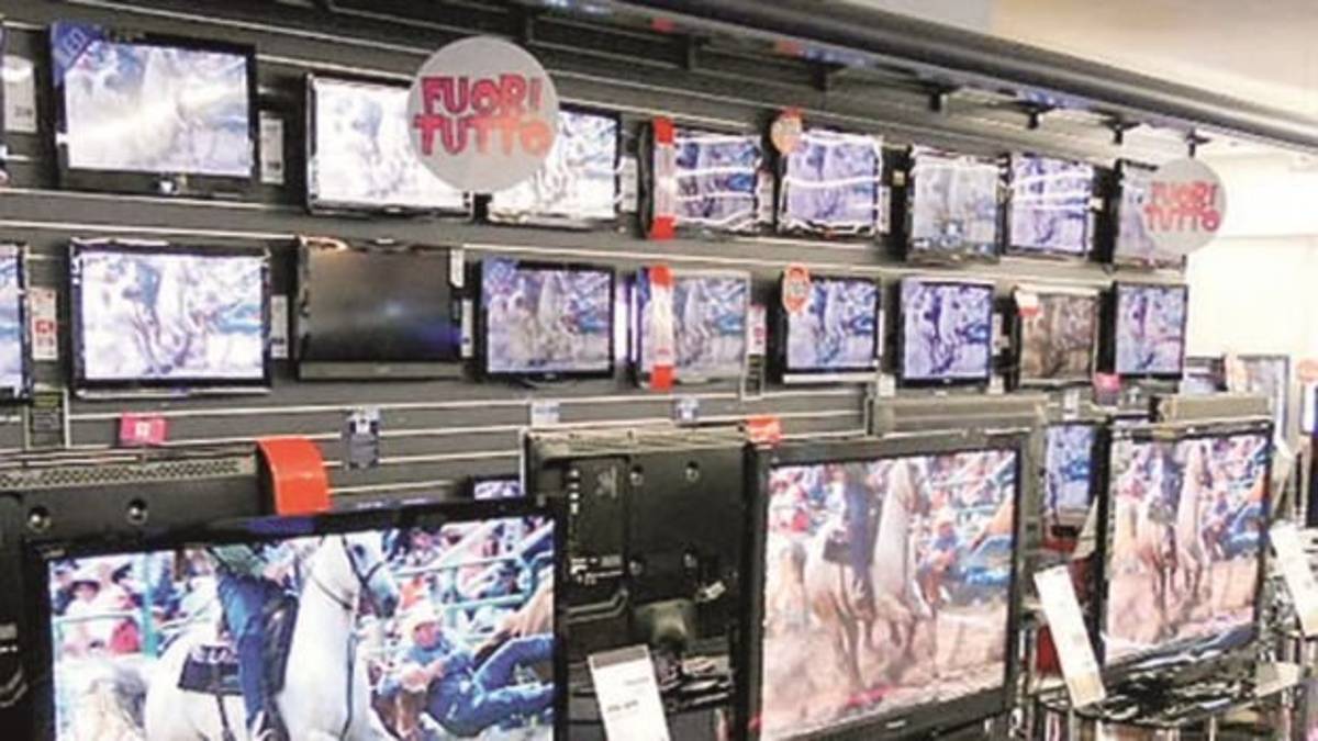Sconti per il “Black friday”, record di vendite per Unieuro