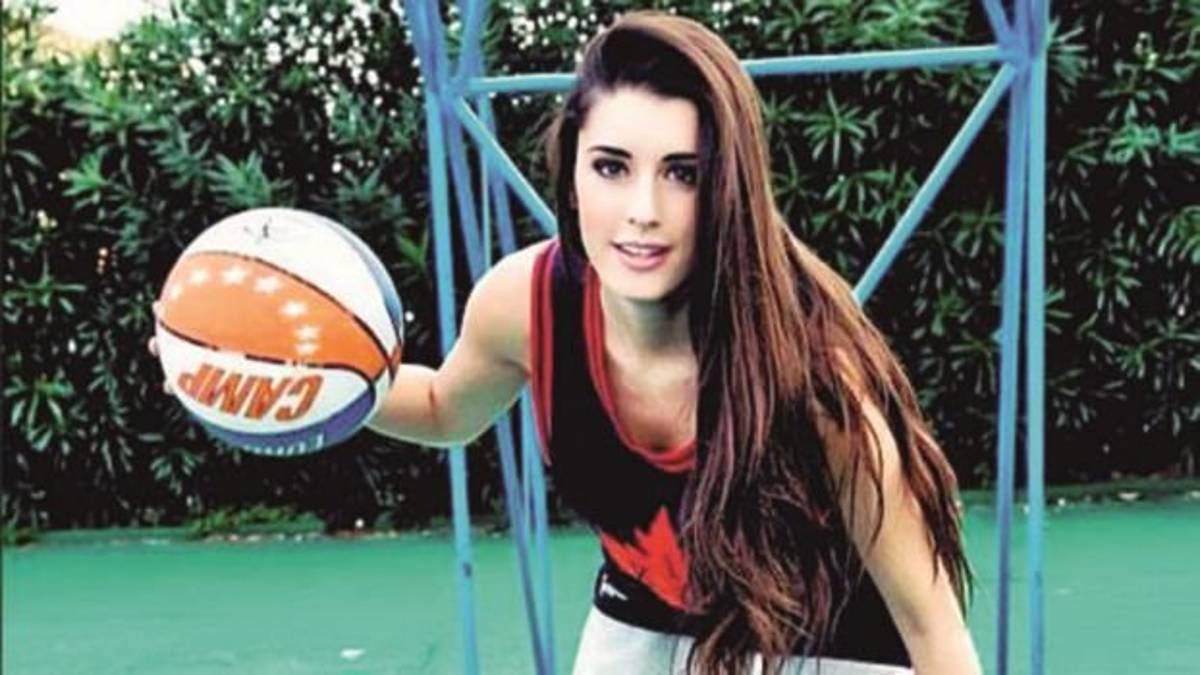 Modella riminese e la dieta Auschwitz. Comunità ebraica: Fa vomitare