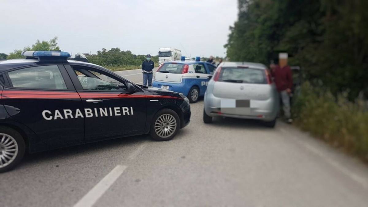 Forlimpopoli, aggrediscono i carabinieri per multa anti-covid