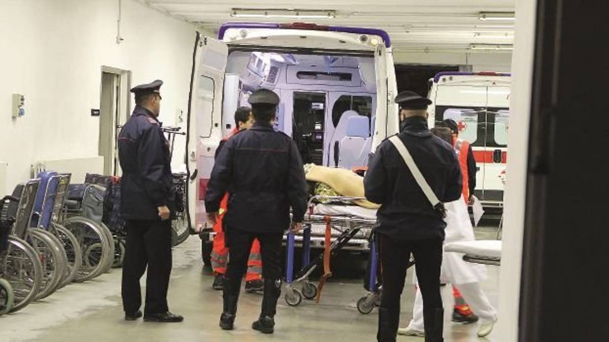 Martellate in testa alla moglie, patteggia 2 anni di pena