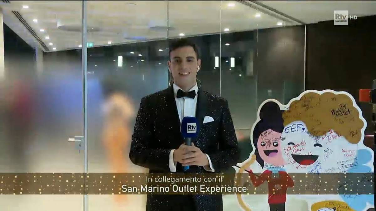 Spostati da lì, sono nudi: passo falso in diretta a Una voce per San Marino VIDEO