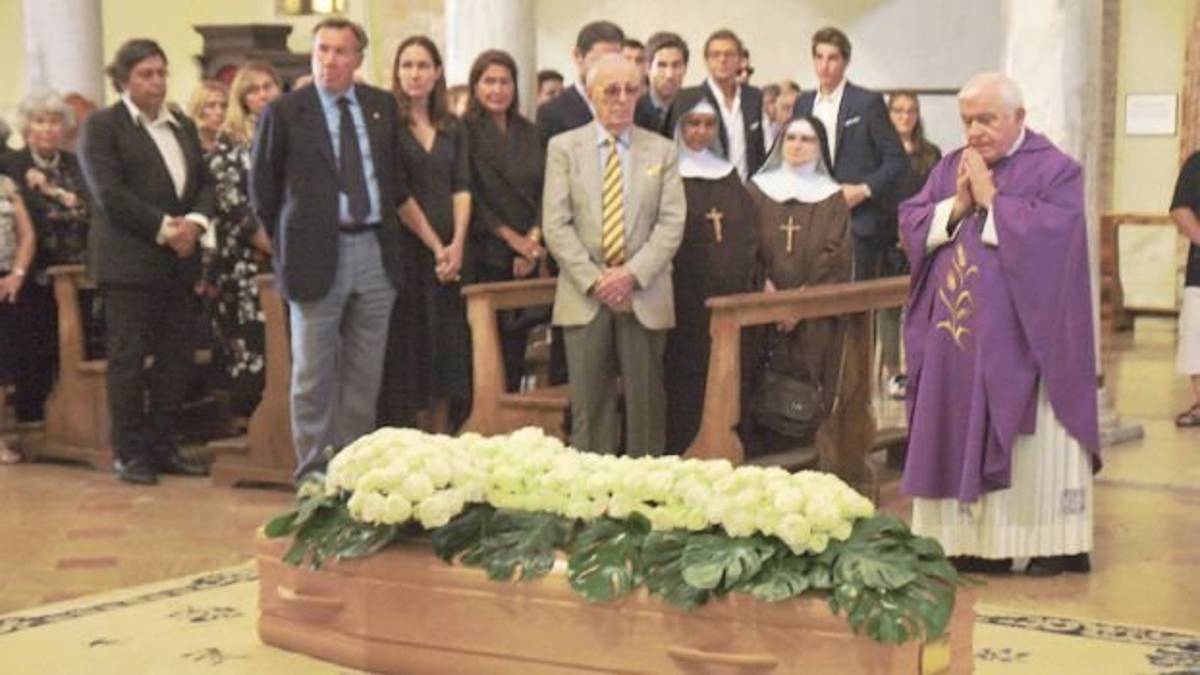 L'ultimo saluto a Idina Ferruzzi, la nipote commuove con il suo messaggio