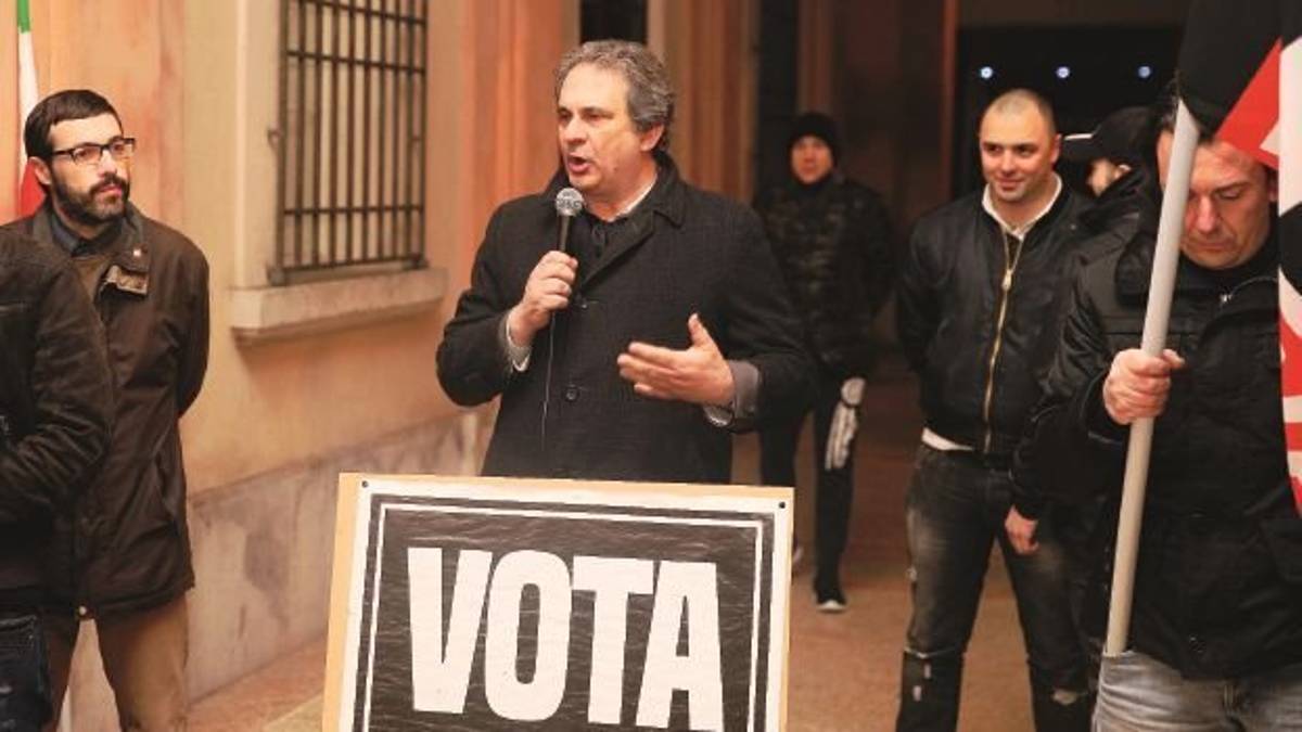 Nuove regole comunali anti fasciste