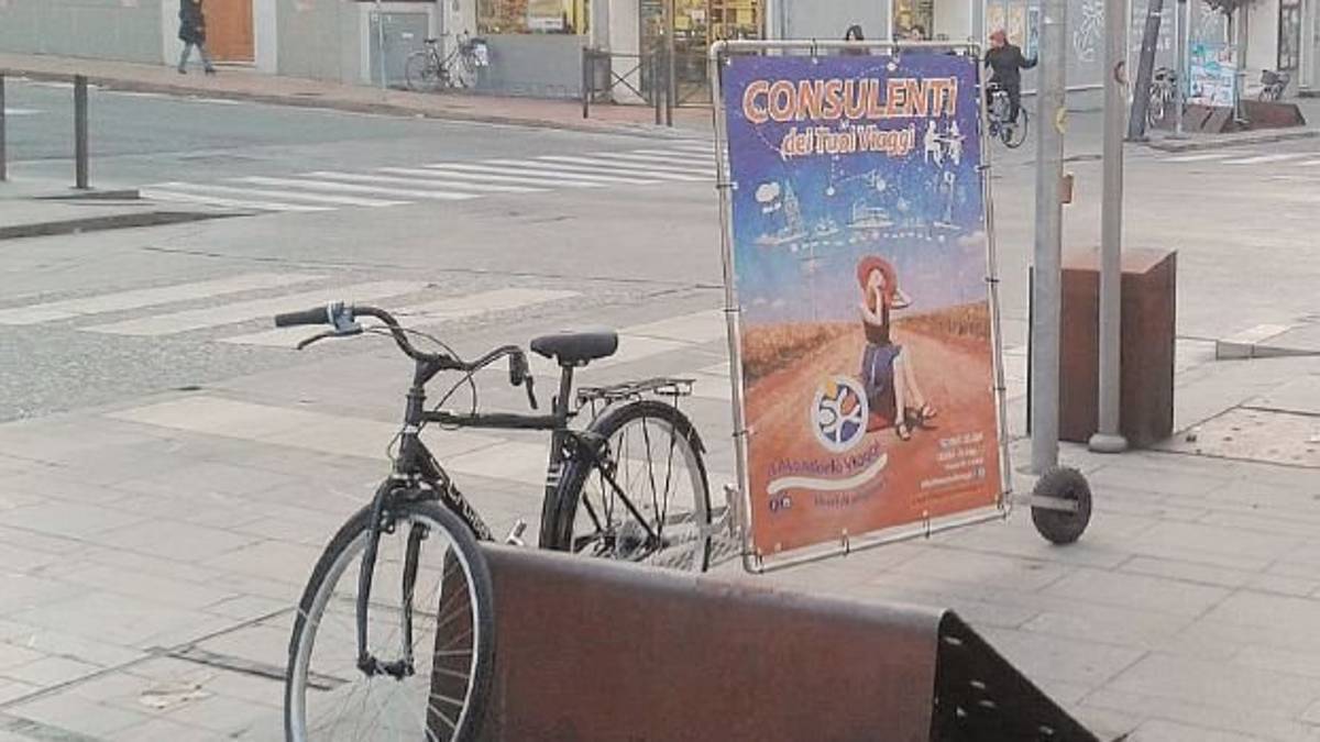 Pubbli-bici in centro a Cesena sparite dopo l’esposto