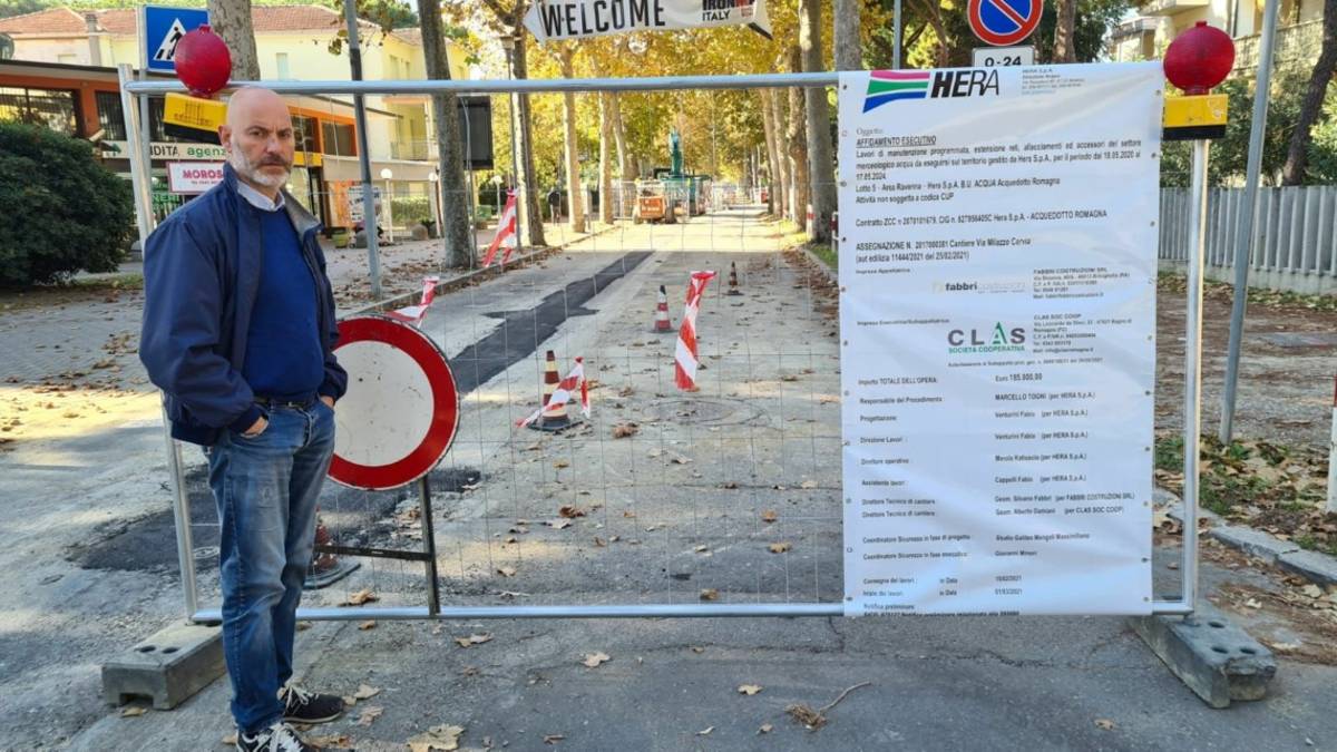 Lavori nelle strade di Milano Marittima