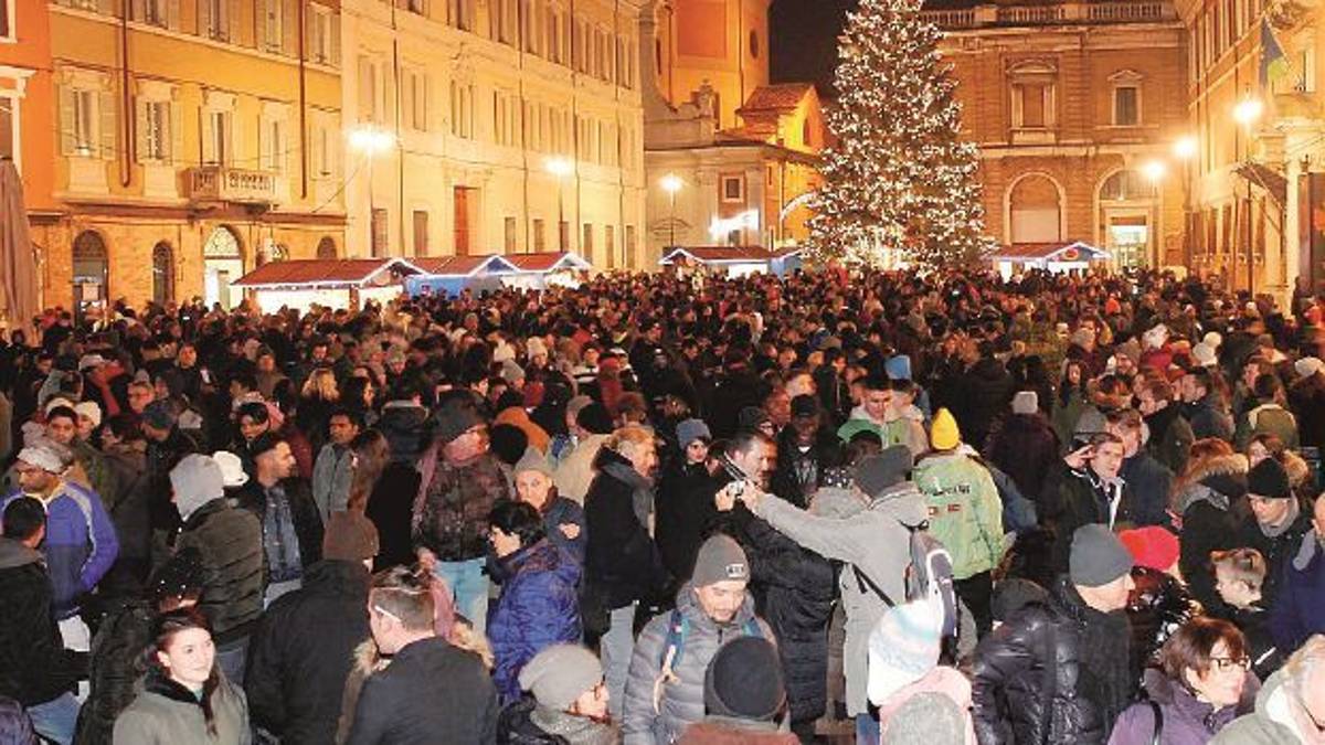 Nessun divieto per gli spray in piazza a Ravenna