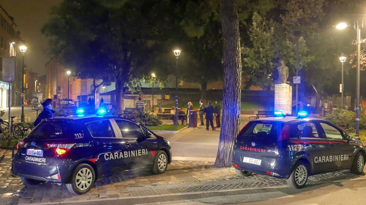 Rimini. Notte di Halloween, 4 denunce per spaccio e tentato furto