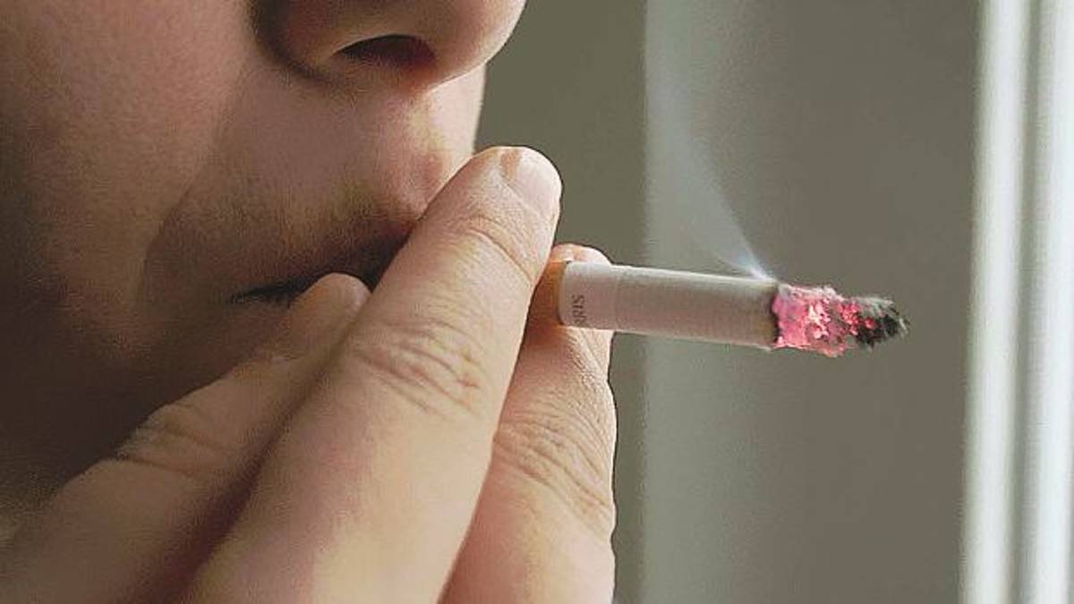 Adolescenti, indagini su cibo, fumo e alcol