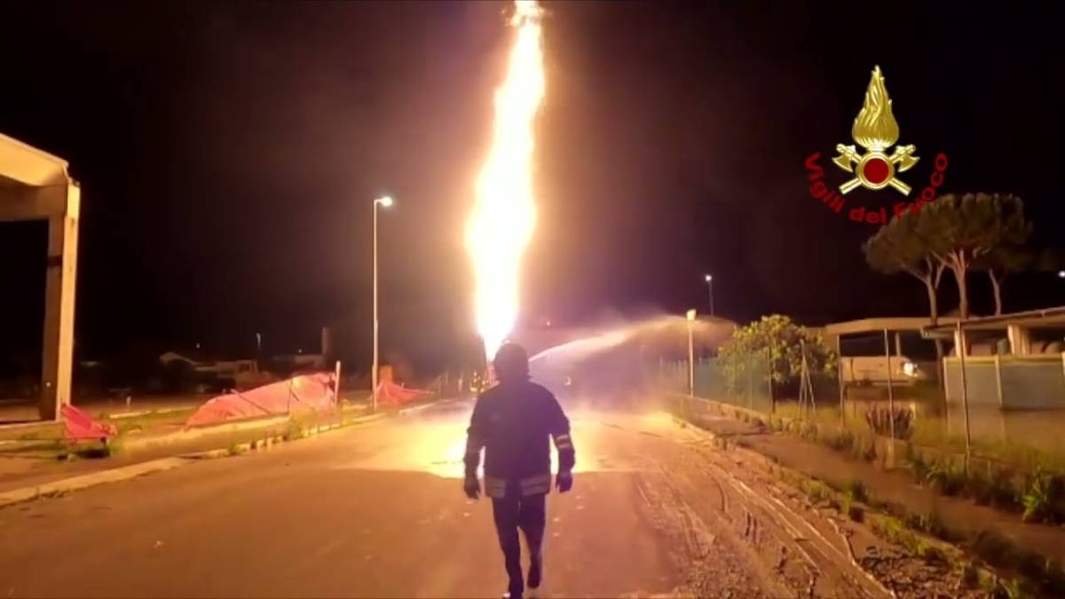 Savio, delicato interventi dei Vigili del Fuoco alla cisterna di gpl VIDEO