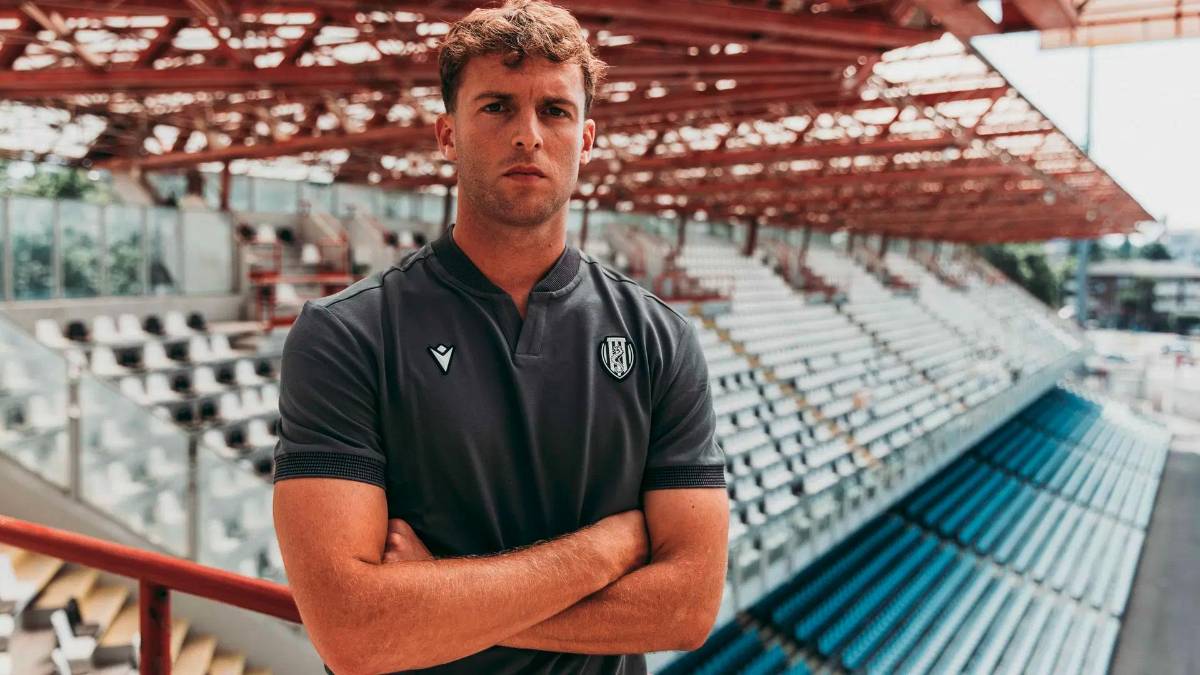 Il Cesena ha ufficializzato il centrocampista Luca Schirone: arriva in prestito con obbligo di riscatto