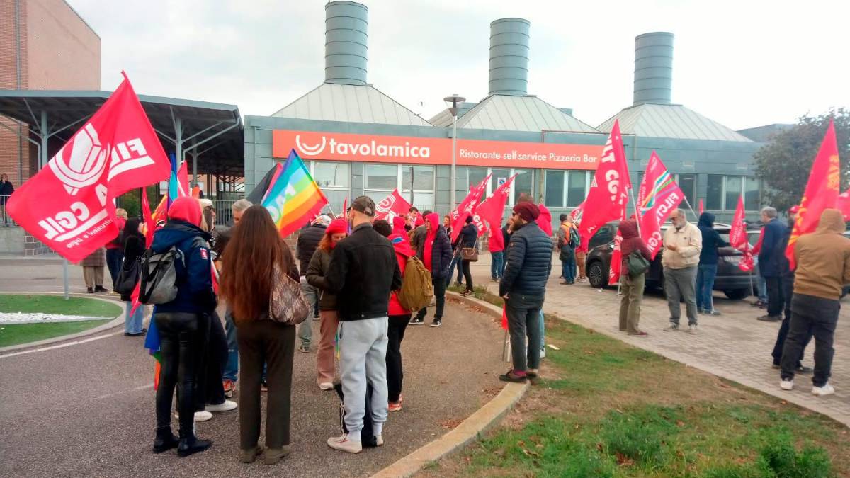 Ravenna, sciopero: Cgil in corteo lungo la Classicana - Gallery