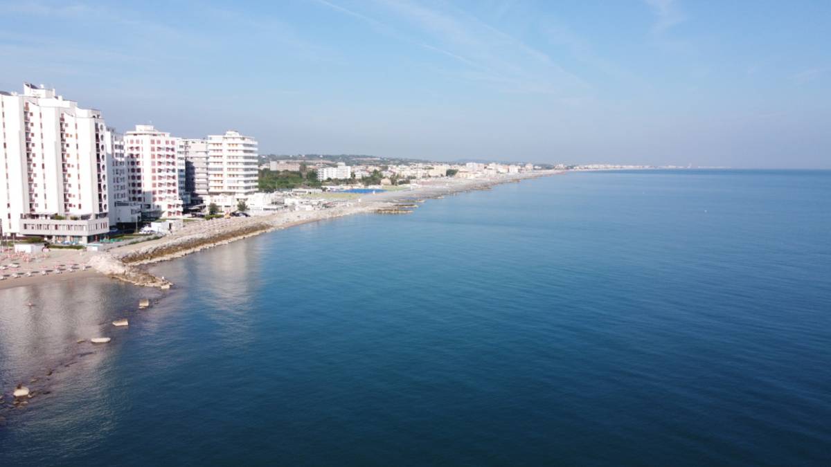 Misano, acqua del mare eccellente: la soddisfazione del Comune