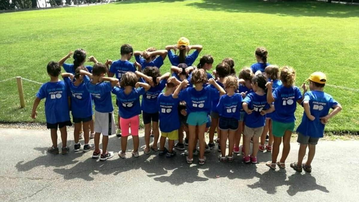 È gay, non può educare i bambini: salta il centro estivo in parrocchia a Cesena