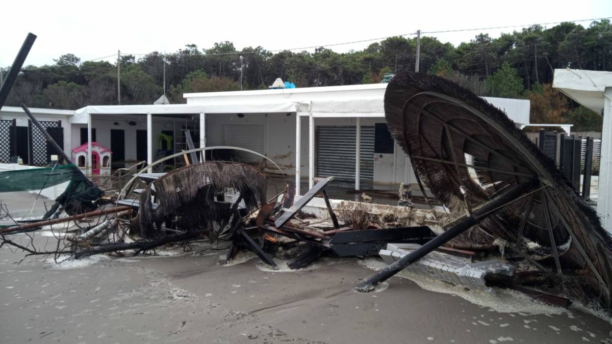 Maltempo, strade allagate a Marina di Ravenna: disagi anche a Lido Adriano, Punta Marina e Lido di Savio VIDEO GALLERY