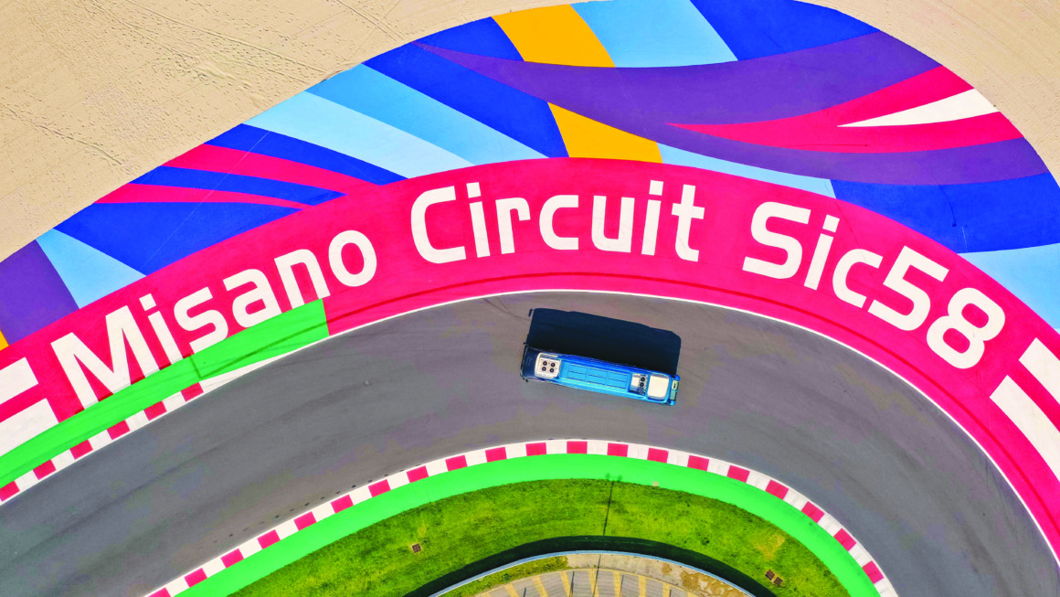Misano, al circuito Simoncelli un corso per guidare un bus elettrico
