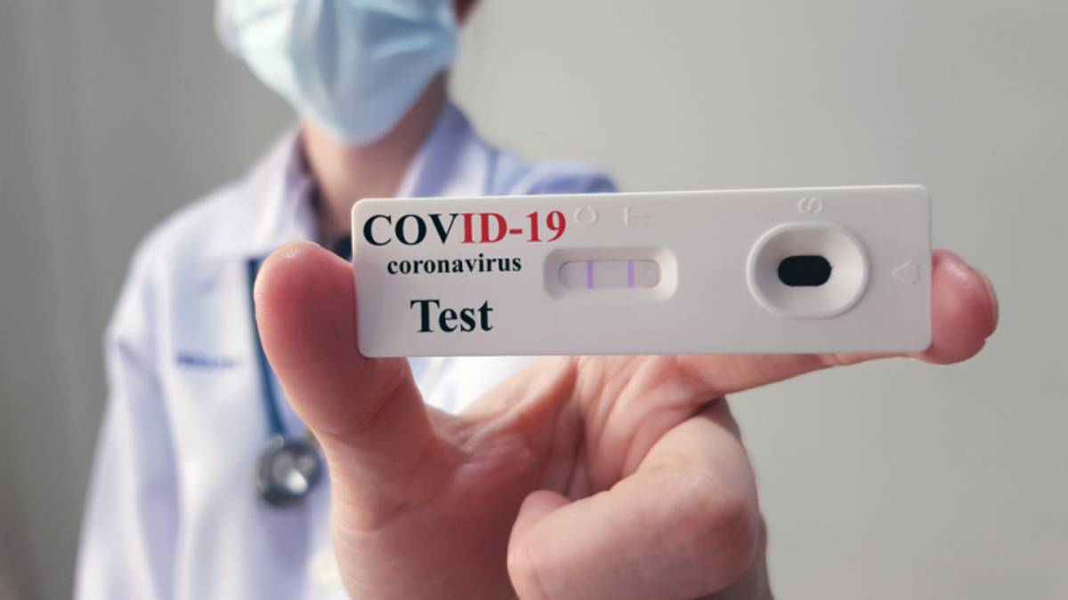 Covid, più contagi e più ospedalizzazioni. Donini: Situazione ora non preoccupante