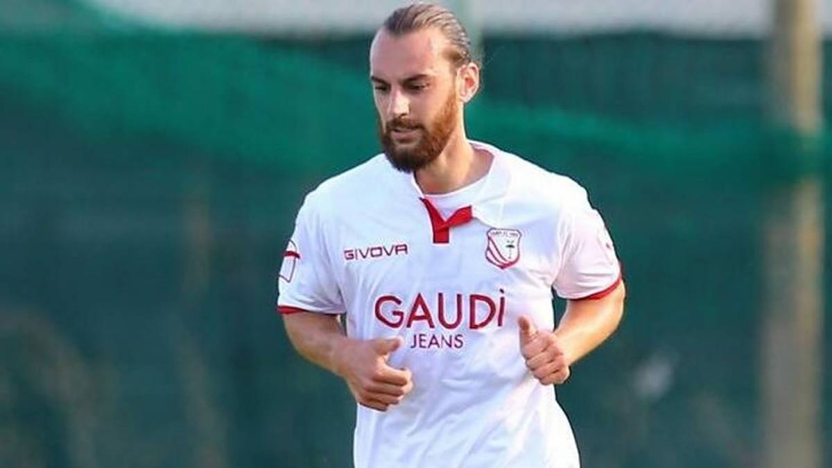 Calcio D, il Forlì piazza il colpaccio: Enrico Pezzi ha firmato