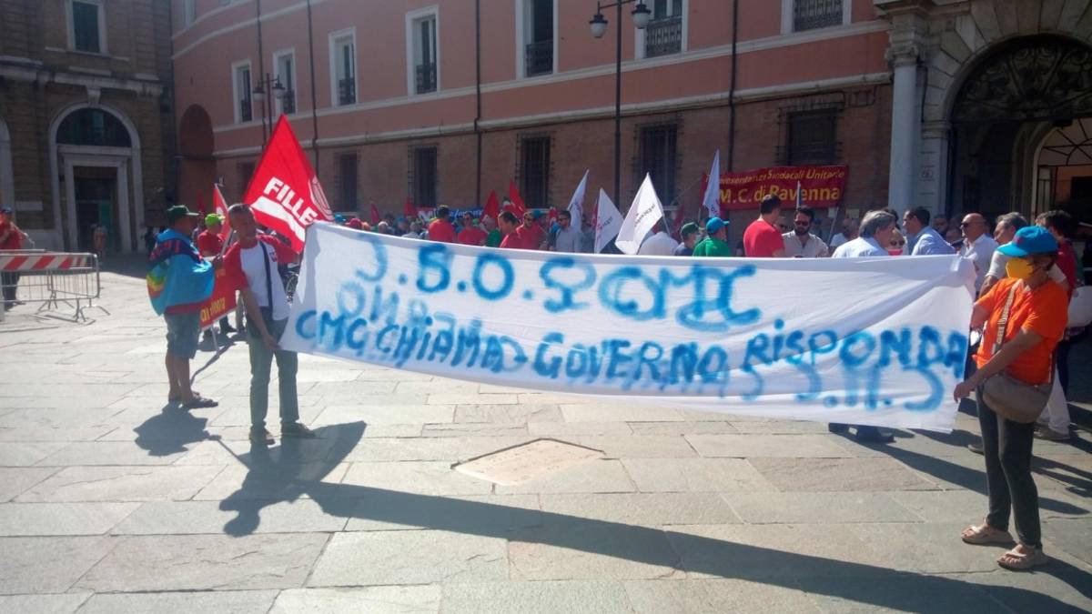 Ravenna, presidio in piazza per la Cmc - Gallery