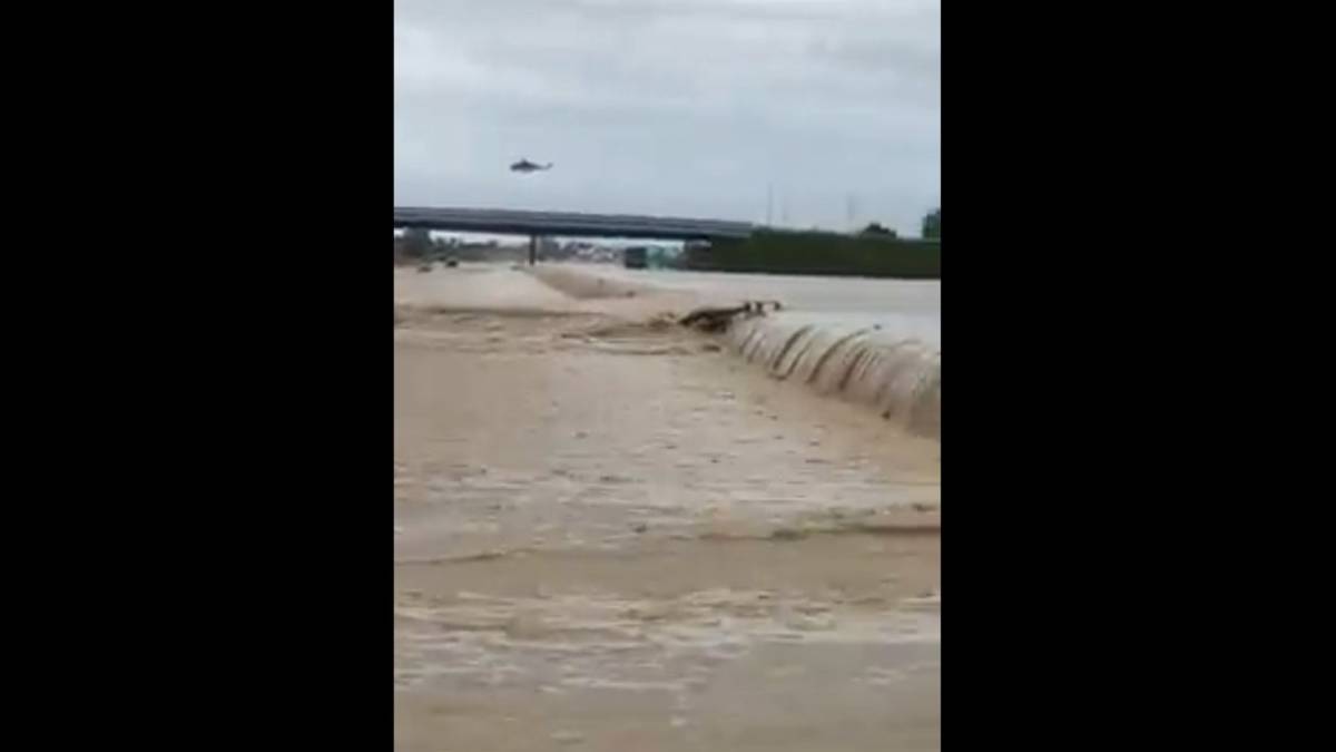 Tra Faenza e Forlì la A14 travolta dall'acqua VIDEO