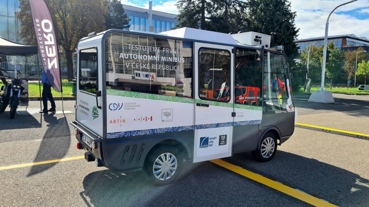 Veicoli a guida autonoma per la Cesena universitaria: primo incontro in Polonia