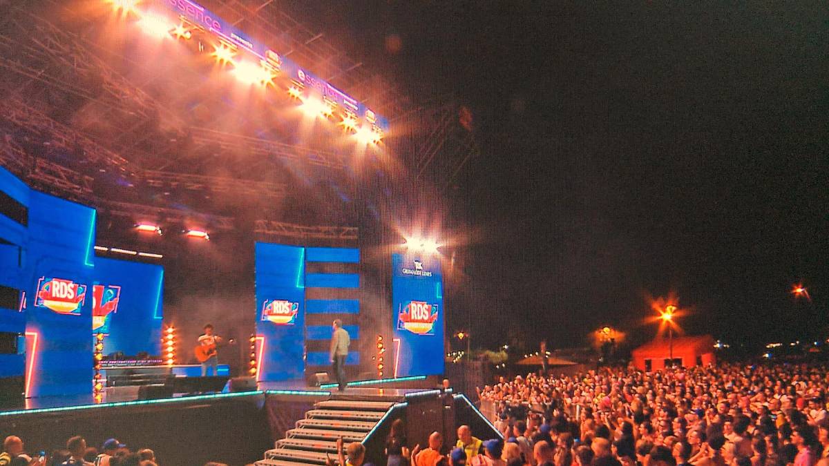 Rimini, la Notte Rosa di RDS Summer Festival 2026 fa il pienone VIDEO E FOTOGALLERY
