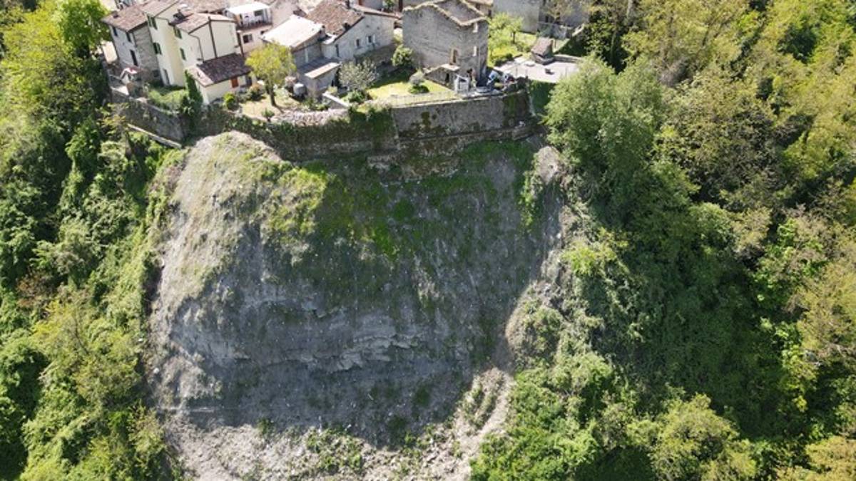 Civitella di Romagna, via alla seconda tranche di lavori per la sicurezza del borgo storico
