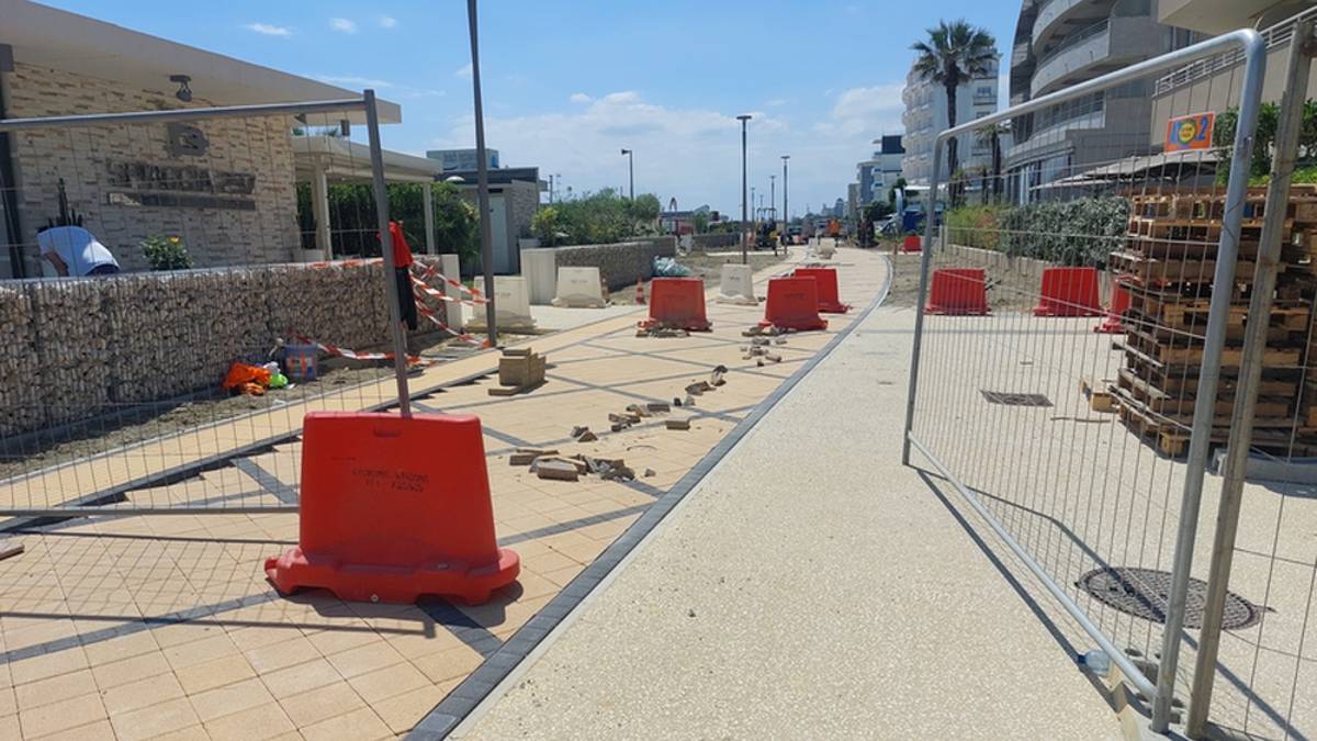 Milano Marittima, lavori sul lungomare verso la conclusione