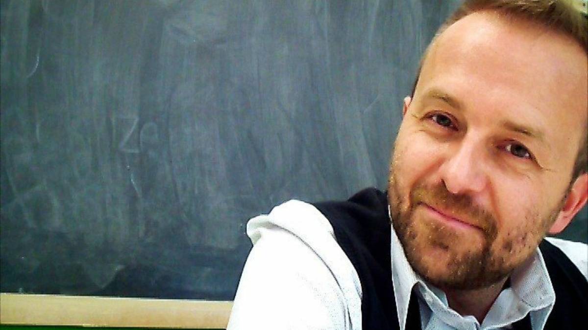 Cesena, Liceo Righi: Cittadinanza attiva, tutte le iniziative, arrivano Ayala e Galiano