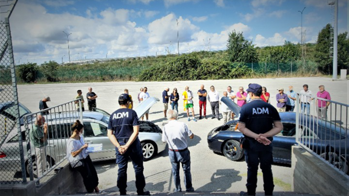 Ravenna, Porsche Carrera e Mercedes all'asta dopo il sequestro: il ricavato alla Protezione Civile per l'alluvione