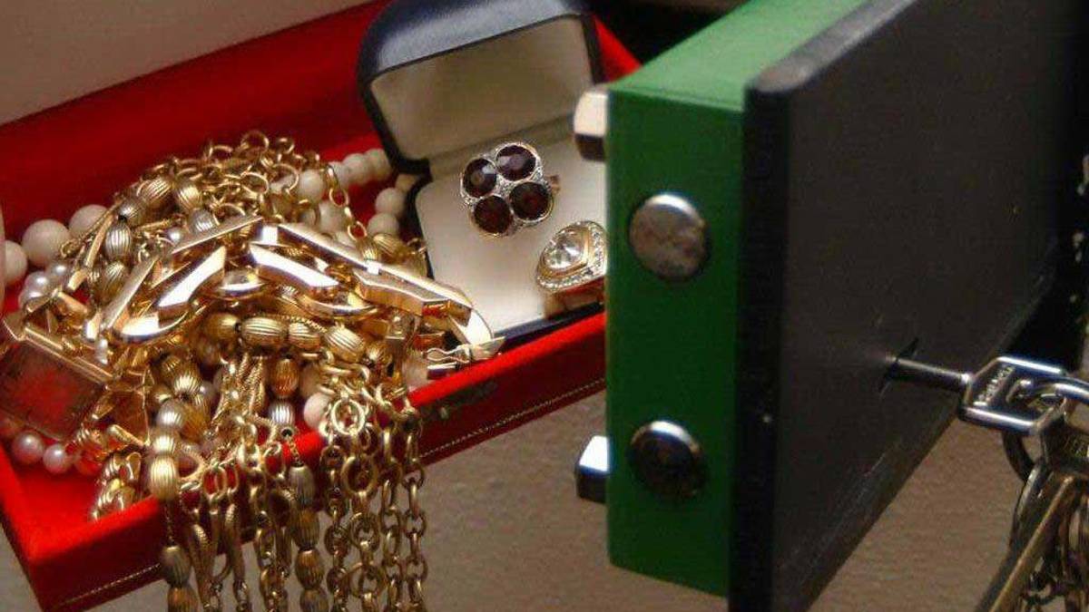 Faenza, badante pagata come manager: processo per circonvenzione