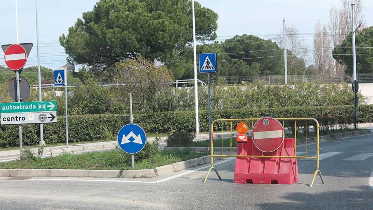 Coronavirus, a Riccione chiuse altre strade secondarie