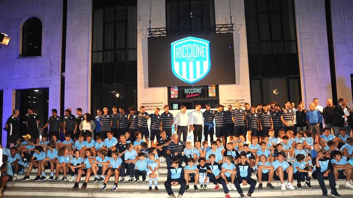 Calcio Eccellenza, Peasland: Riccione è una città speciale