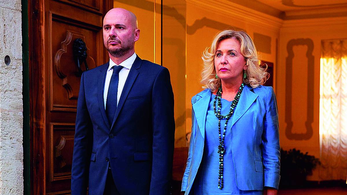 San Marino, Luca Boschi e Mariella Mularoni i nuovi Capitani Reggenti