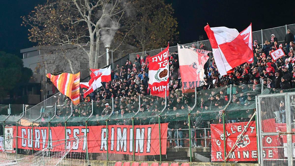I tifosi del Rimini a Pesaro